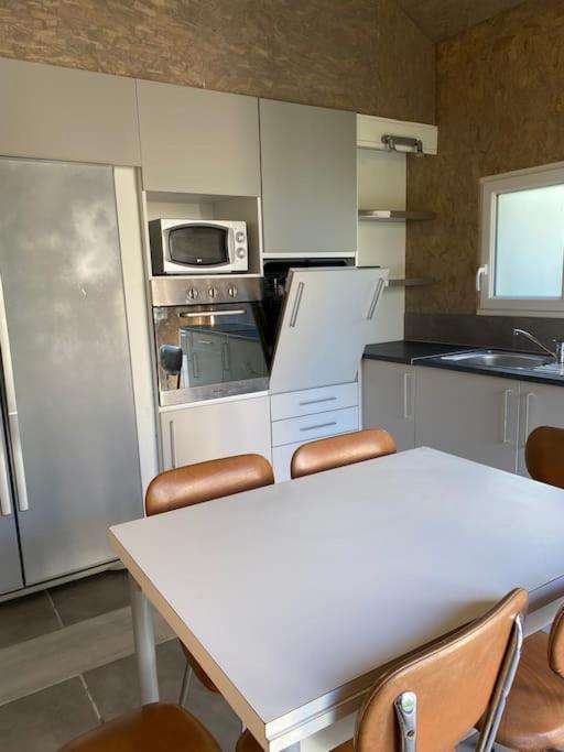 Dans Une Maison Familiale Avec Jardin A 800M De La Plage Breville-sur-Mer Екстер'єр фото