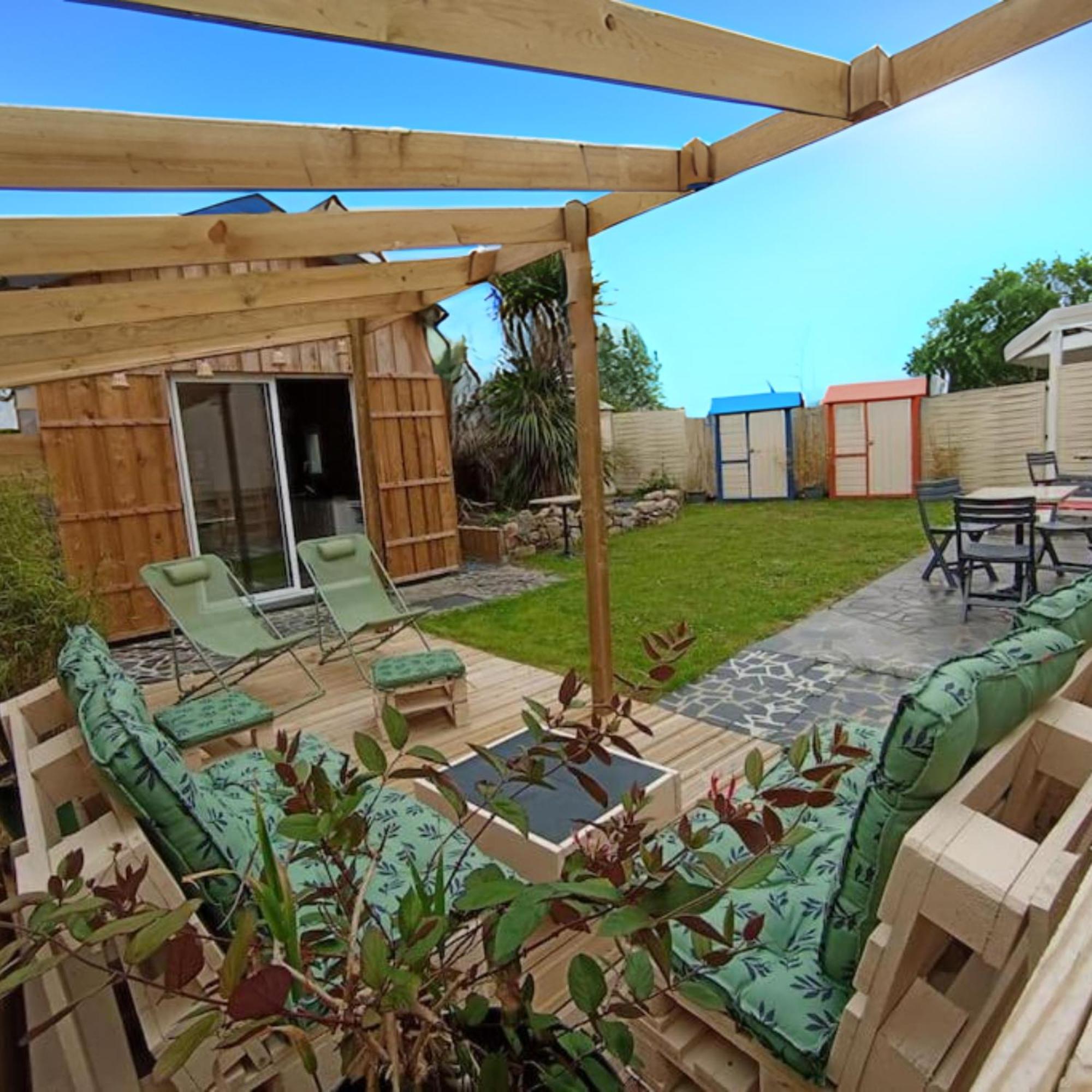 Dans Une Maison Familiale Avec Jardin A 800M De La Plage Breville-sur-Mer Екстер'єр фото